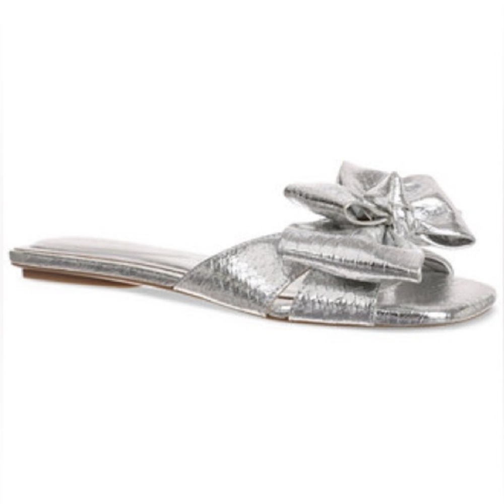 NWT ON 34th Jazminn Silver Snakeprint Bow Slides Size 6.5
